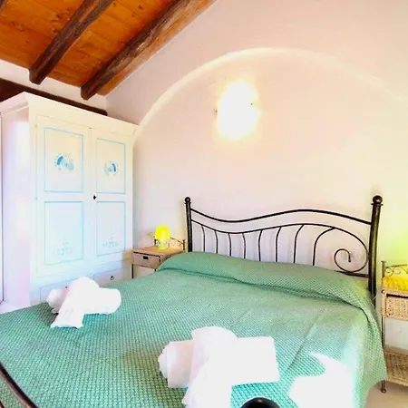 Isa - With Private Pool In Just 500 Meters From The Sea 4* Costa Rei